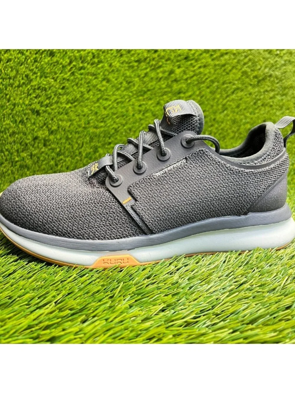 Kuru Atom Womens Size 6.5 Gray White Athletic Running Waterproof Shoes Sneakers